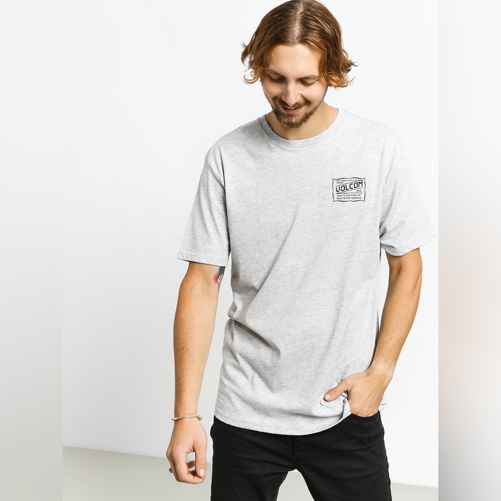 💥HOST PICK💥NWOT! Volcom Road Test Basic T Shirt Sz Large